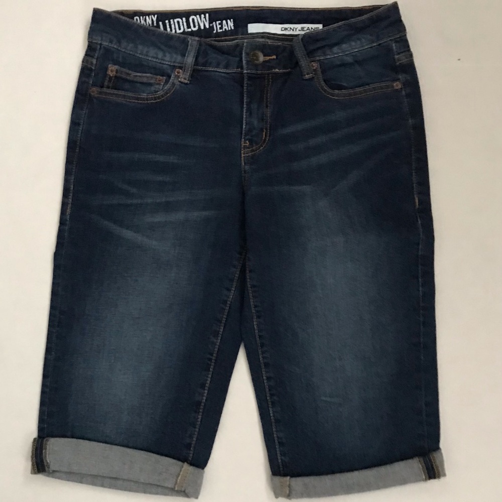 DKNY Jeans Ludlow Cuffed Stretch Denim Shorts-Medium Wash-City Casual - Size 6